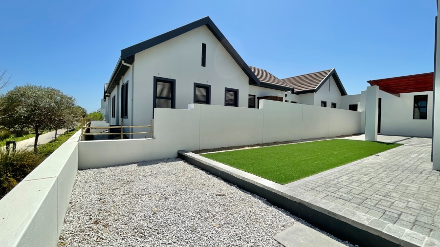 3 Bedroom Property for Sale in Sitari Country Estate Western Cape